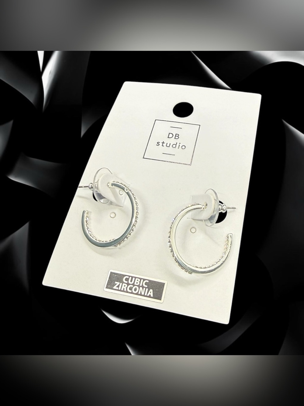 🩶DB STUDIO🩶Silver-Tone Cubic Zirconia Hoop Earrings/NWT